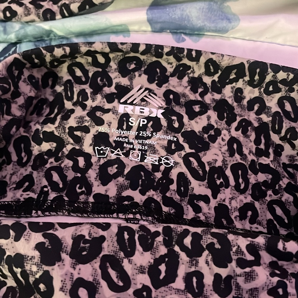 leopard print workout set - Picture 2 of 2